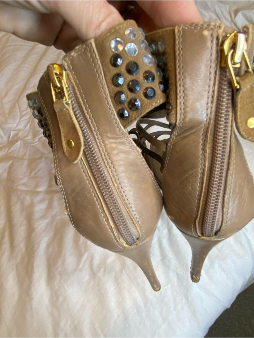 Vero Cuoio Beige Crystal-Embellished Strappy Lace-Up Heels - Picture 5 of 8